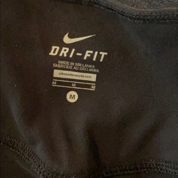 Dri-Fit Nike Leggings - Picture 3 of 3